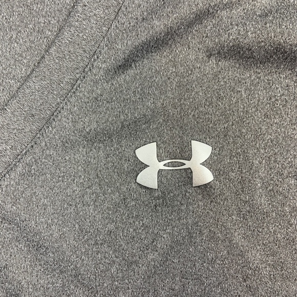 Under Armour T Shirt Womens Medium Short Sleeve V Neck Gray - Picture 4 of 7
